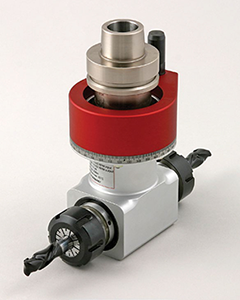 Close-up of a Duo Agg 90-degree aggregate head, ideal for CNC machining complex angles with precision.